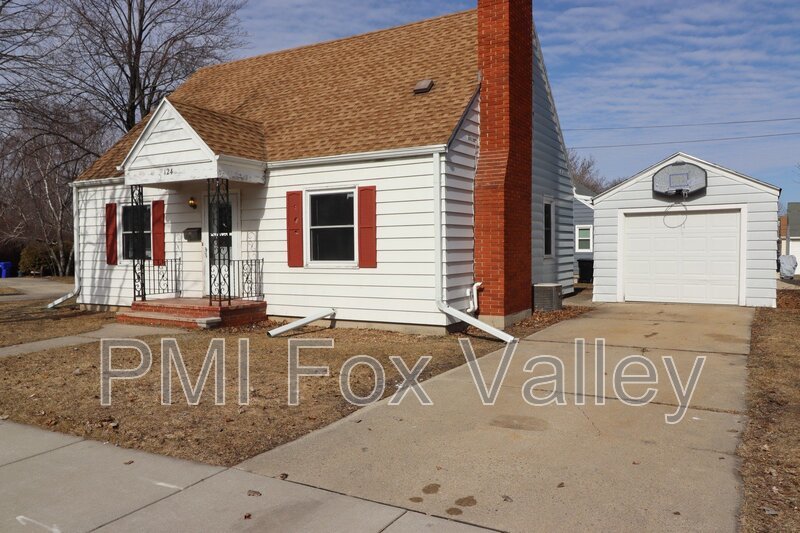 Refurbished 4-Bedroom Home property image