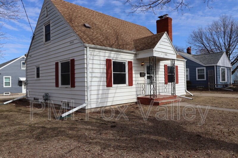 Refurbished 4-Bedroom Home property image