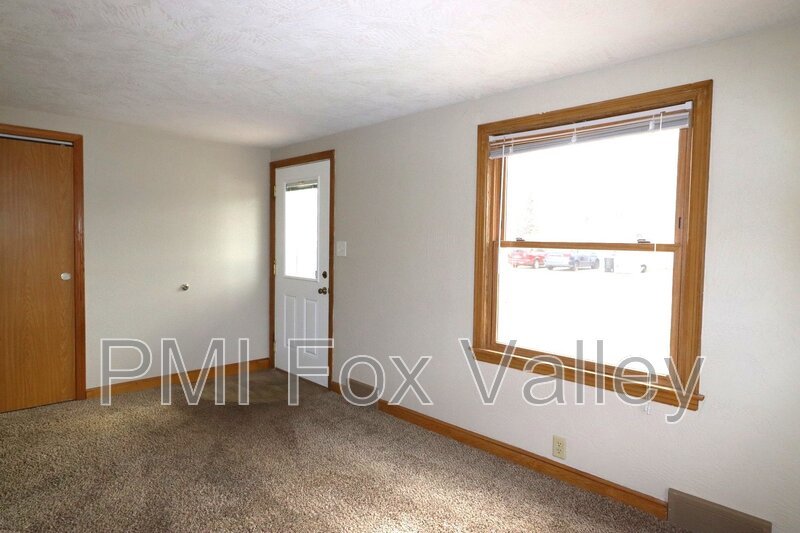 Refurbished 4-Bedroom Home property image