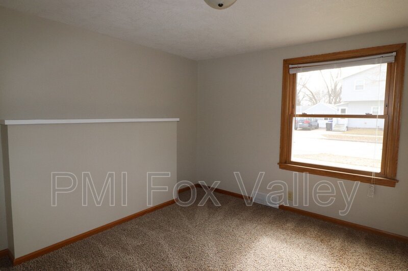 Refurbished 4-Bedroom Home property image