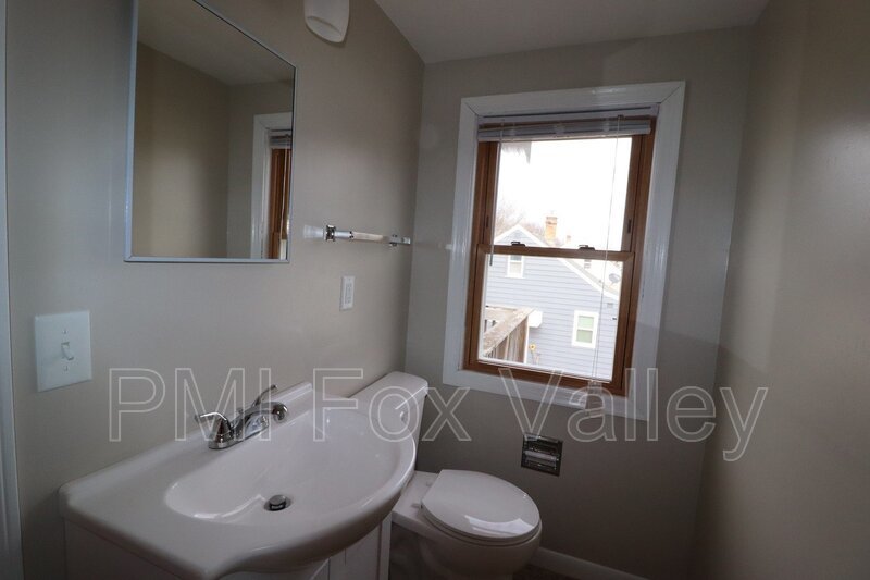 Refurbished 4-Bedroom Home property image