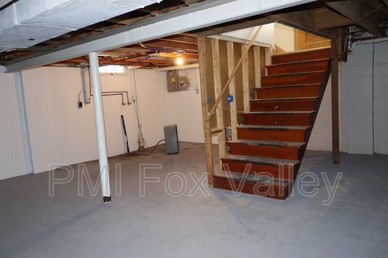 Refurbished 4-Bedroom Home property image