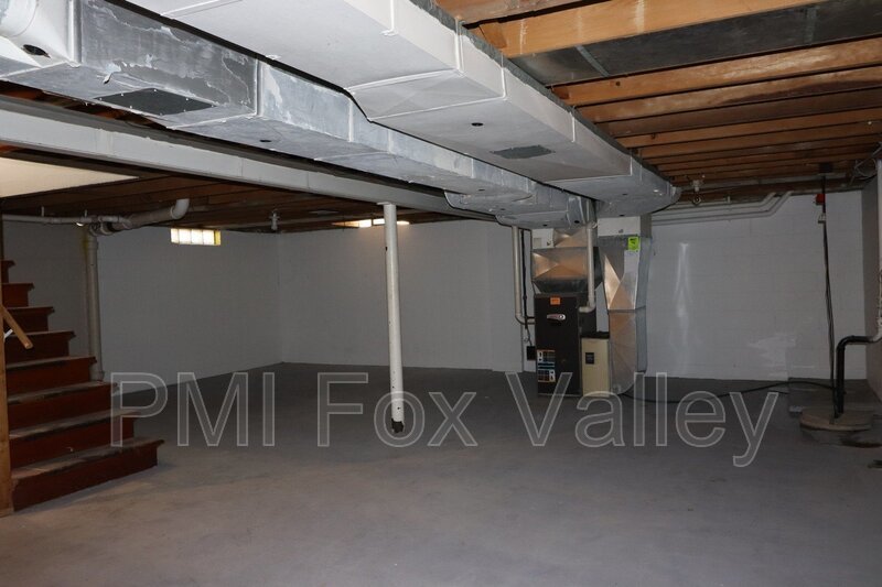 Refurbished 4-Bedroom Home property image