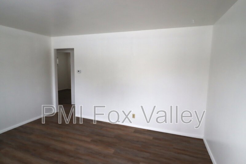 Cozy 2 Bedroom Ranch Duplex $930/monthly property image