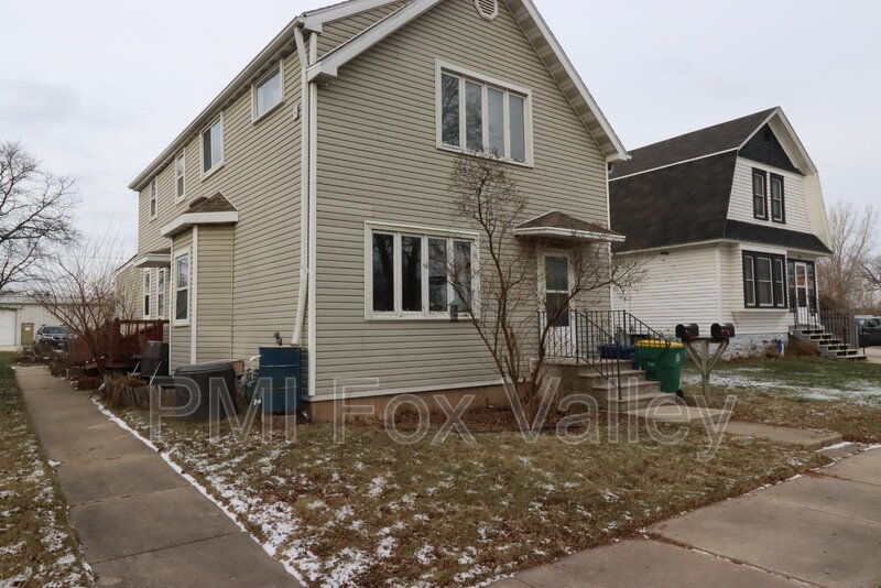 Large 2-Bed Upper Duplex property image