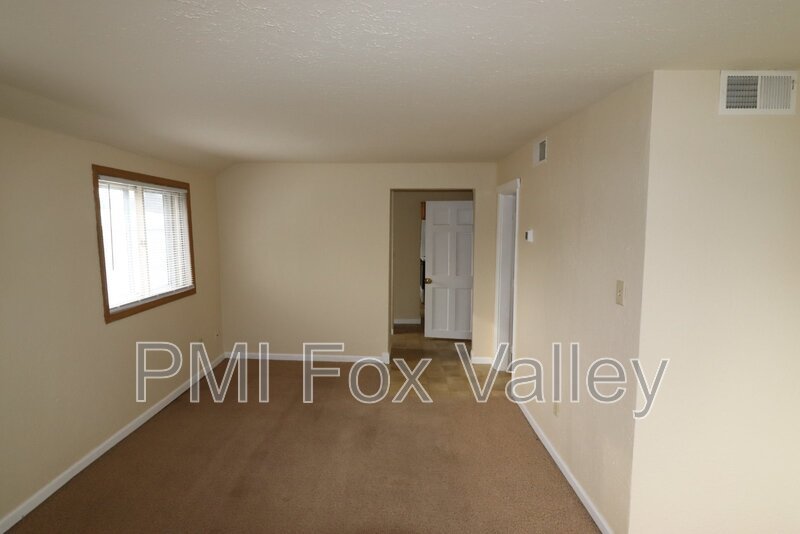 Large 2-Bed Upper Duplex property image