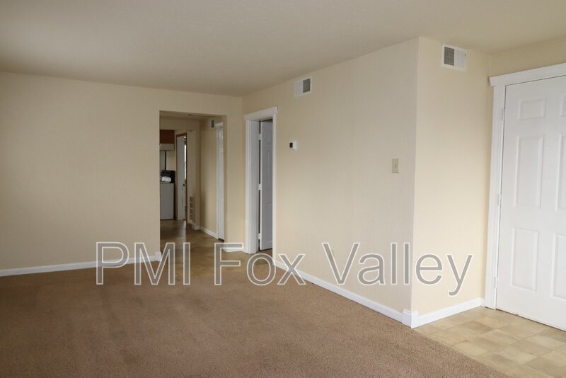 Large 2-Bed Upper Duplex property image