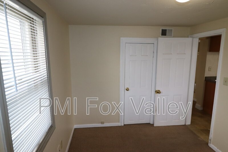 Large 2-Bed Upper Duplex property image