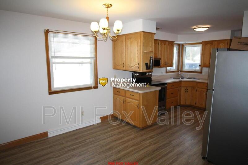 Large Updated 3 Bedroom Ranch property image