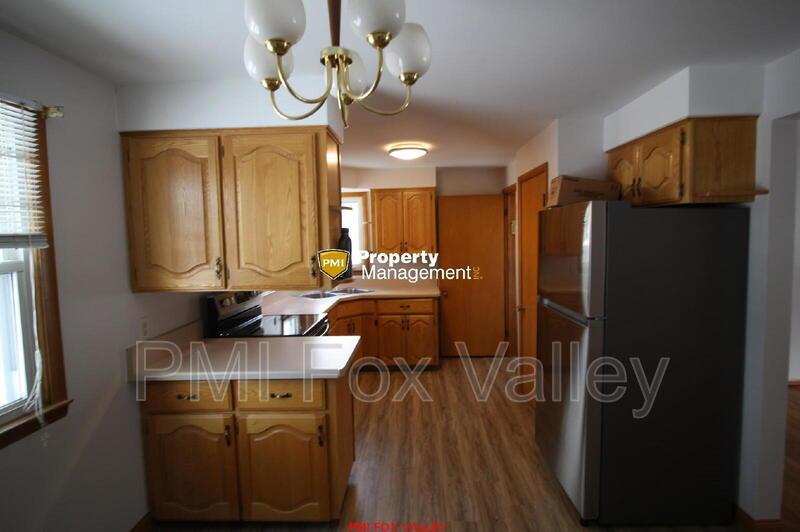 Large Updated 3 Bedroom Ranch property image