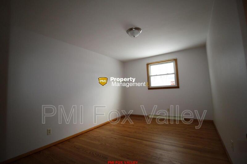 Large Updated 3 Bedroom Ranch property image
