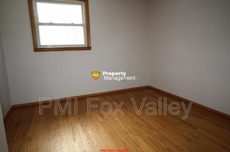 Large Updated 3 Bedroom Ranch property image