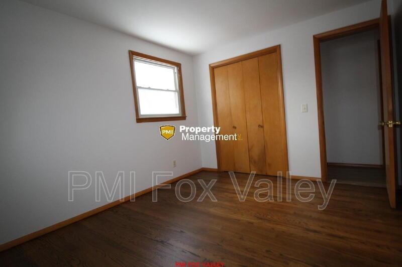 Large Updated 3 Bedroom Ranch property image