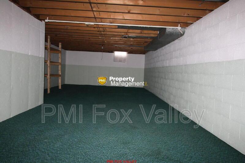 Large Updated 3 Bedroom Ranch property image