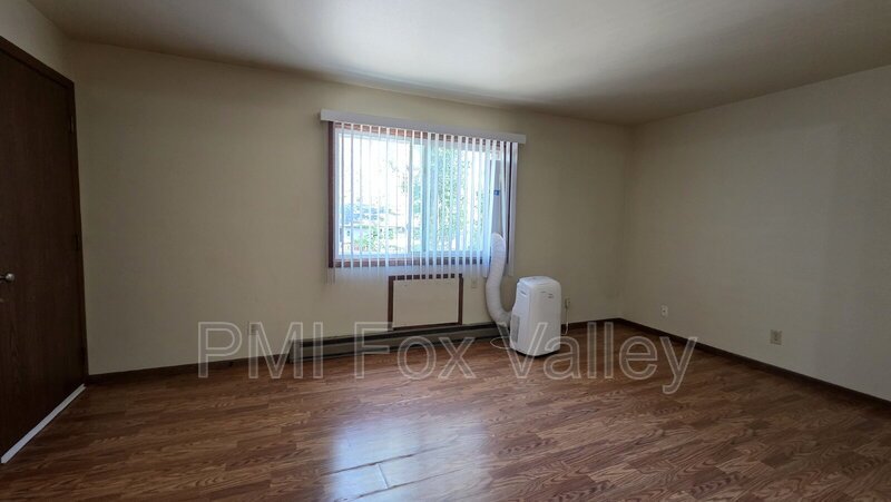 2500 Honey Lou Ct #204 Appleton WI 
2 bedroom UPPER property image