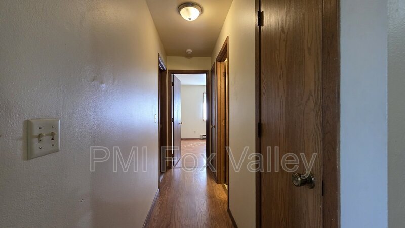 2500 Honey Lou Ct #204 Appleton WI 
2 bedroom UPPER property image