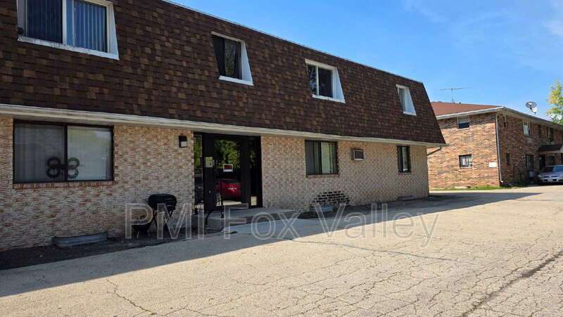 2500 Honey Lou Ct #204 Appleton WI 
2 bedroom UPPER property image