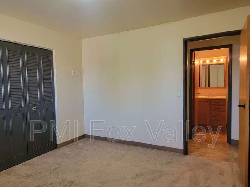 Cozy 2 Bed Apartment in Black Creek, WI with Spacious Layout property image