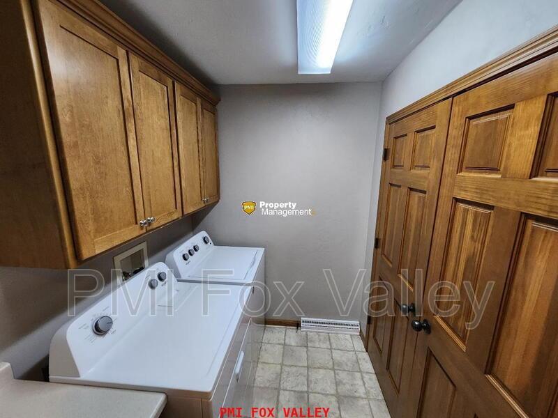 Large Side by Side Townhouse Greenville property image