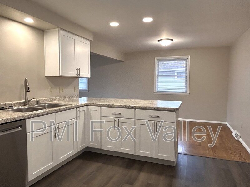 Fully Renovated 3 Bedroom Ranch! property image