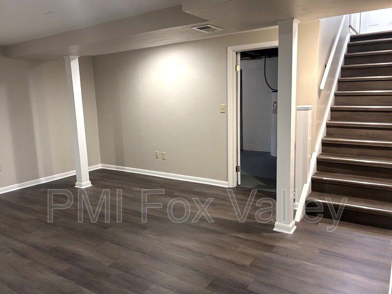 Fully Renovated 3 Bedroom Ranch! property image