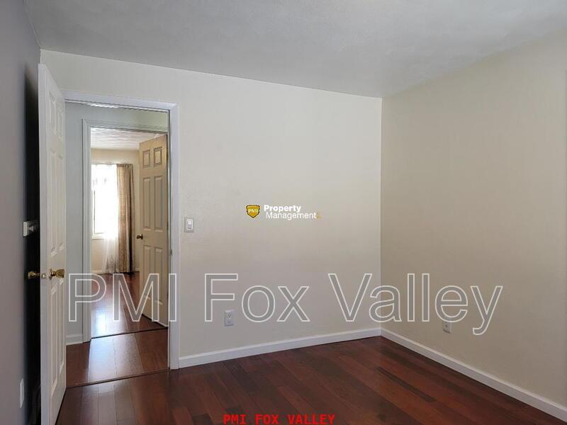 4 Bedroom Double Split Level Ranch property image