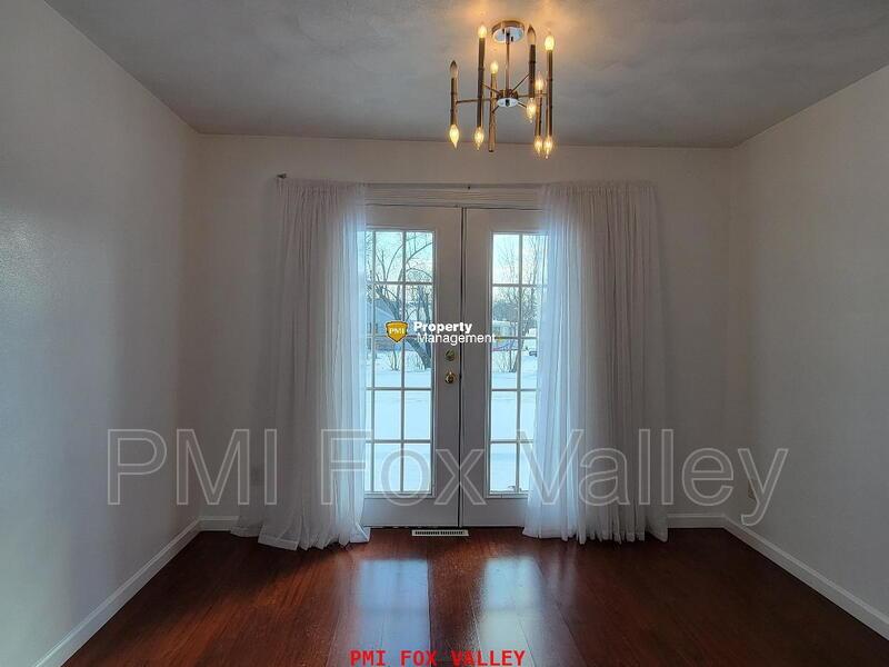 4 Bedroom Double Split Level Ranch property image