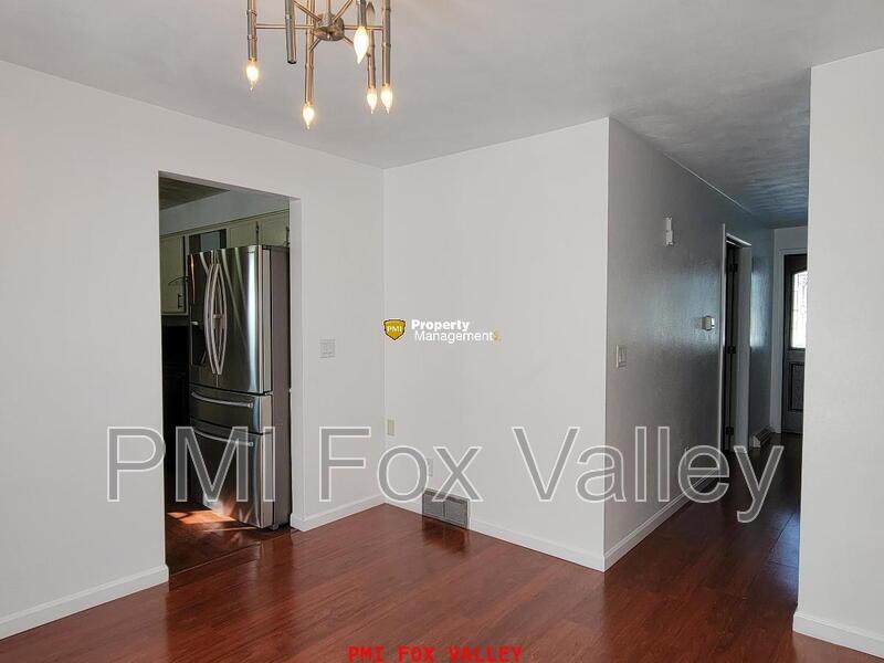4 Bedroom Double Split Level Ranch property image