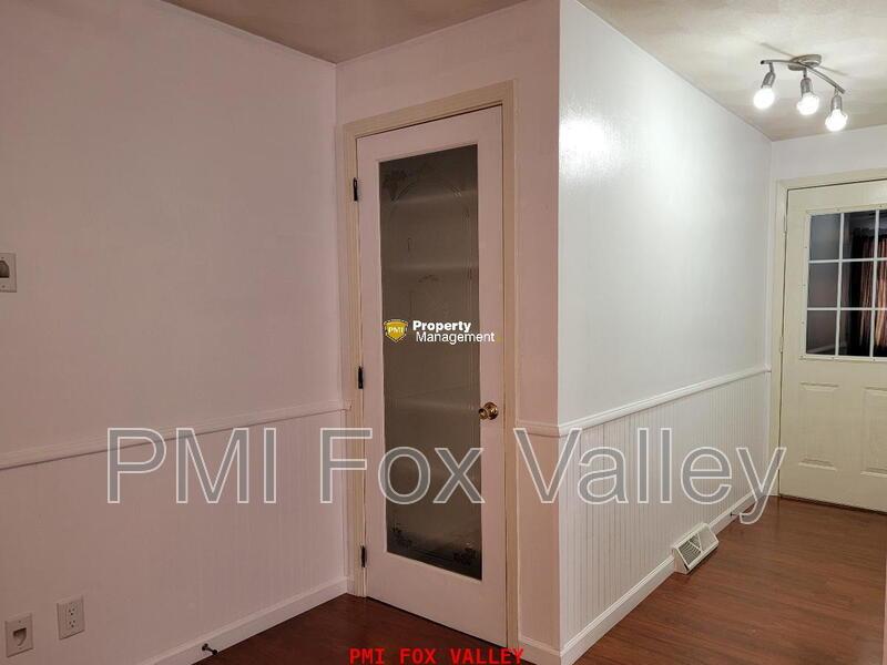 4 Bedroom Double Split Level Ranch property image