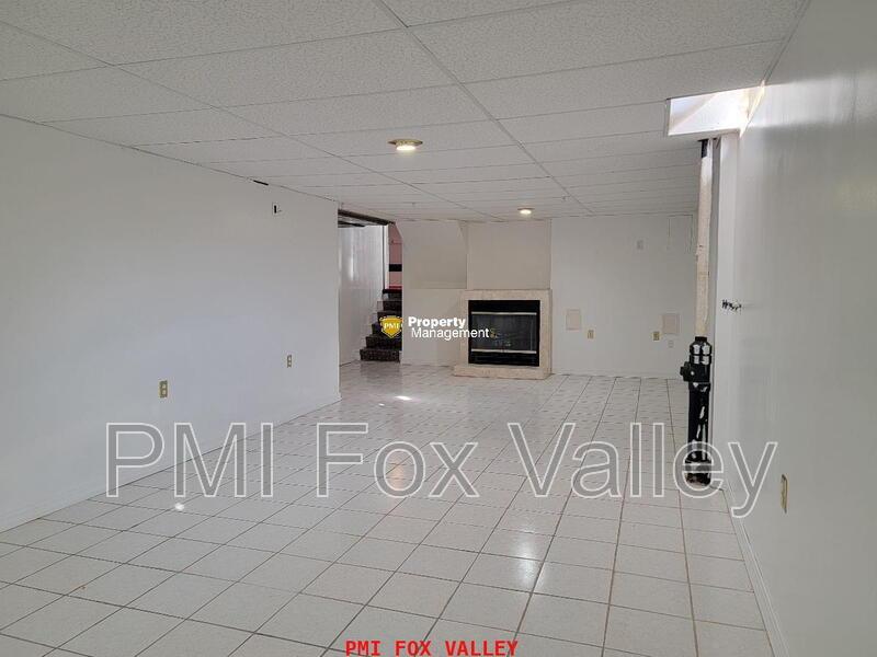 4 Bedroom Double Split Level Ranch property image