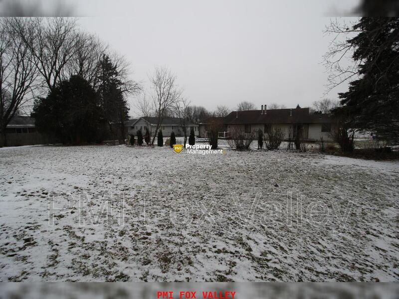 4 Bedroom Double Split Level Ranch property image