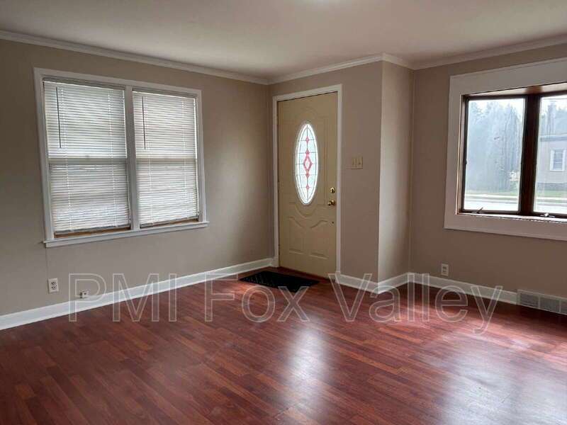 Updated 2 Bedroom House For Rent property image