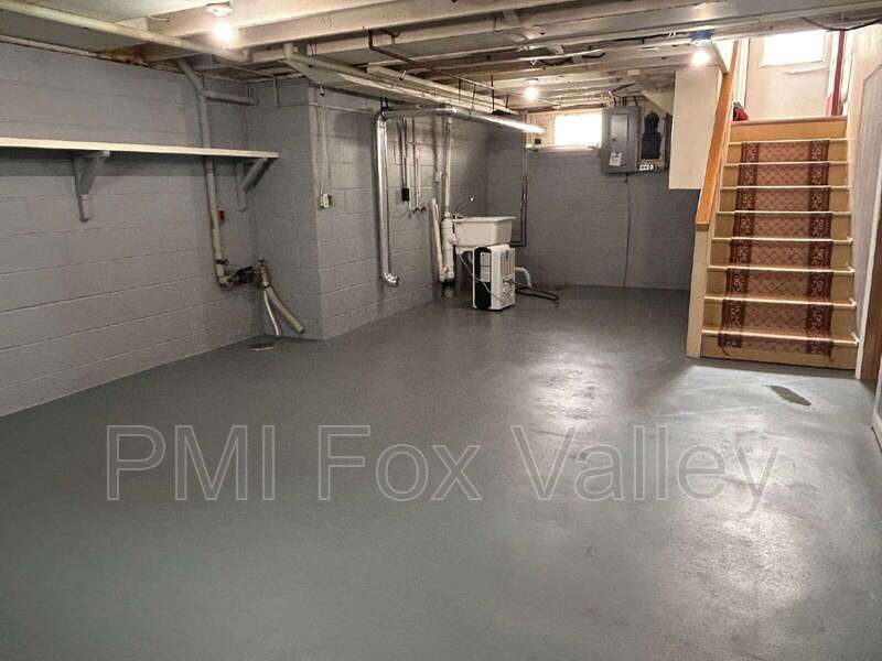 Updated 2 Bedroom House For Rent property image