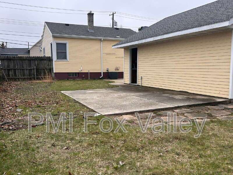Updated 2 Bedroom House For Rent property image