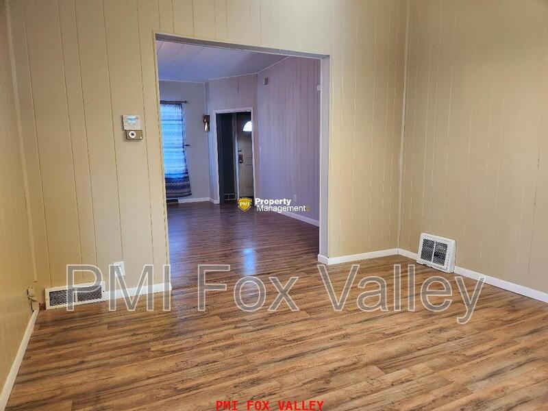 2 Bed Duplex in Oshkosh, WI - Perfect for cozy living! property image