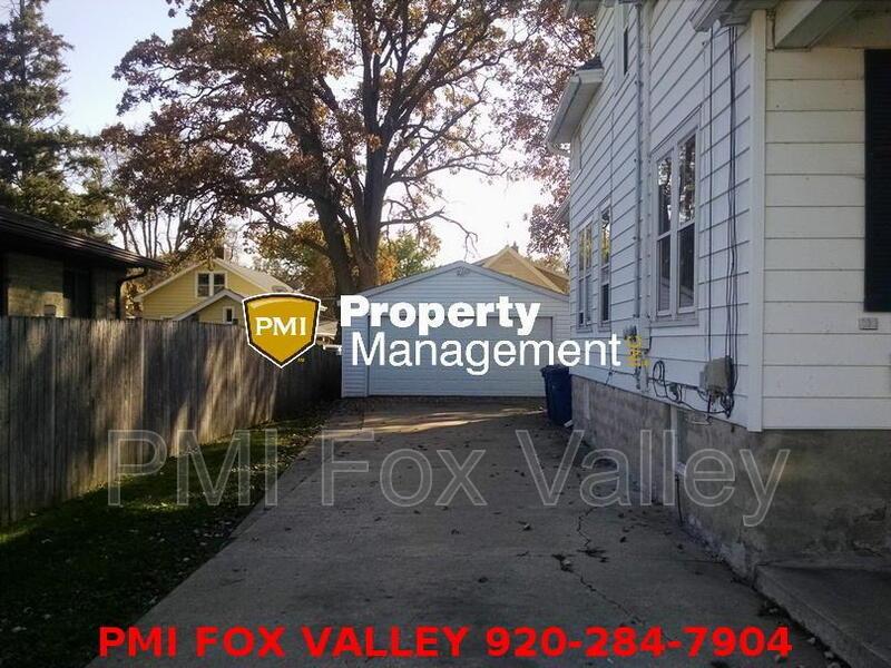 Large Bedrooms UPPER Oshkosh $1025 property image
