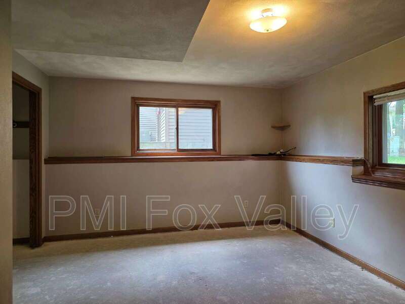 Newly renovated 3-Bed, 2-Bath Duplex Retreat in Appleton property image