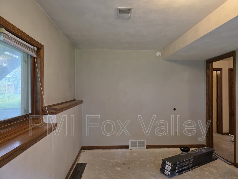 Newly renovated 3-Bed, 2-Bath Duplex Retreat in Appleton property image