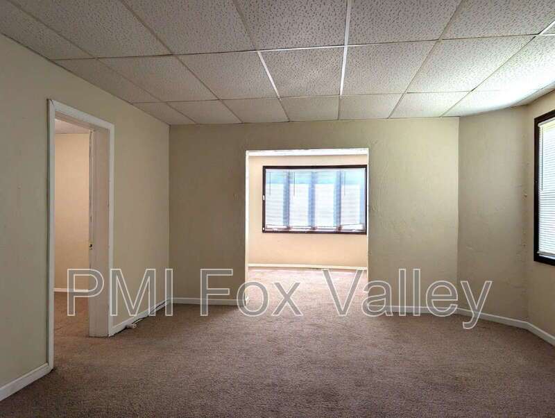 2 Bedroom Lower Duplex In Green Bay property image
