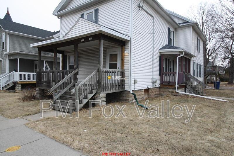 Large 3 - Bedroom Duplex in Oshkosh property image