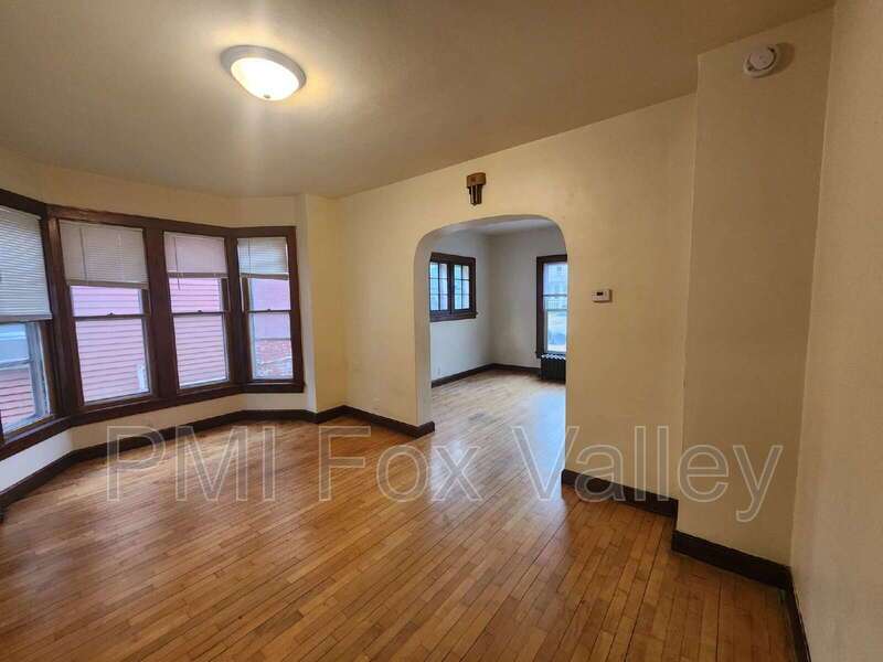 LARGE 2 Bed Lower Downtown Appleton property image