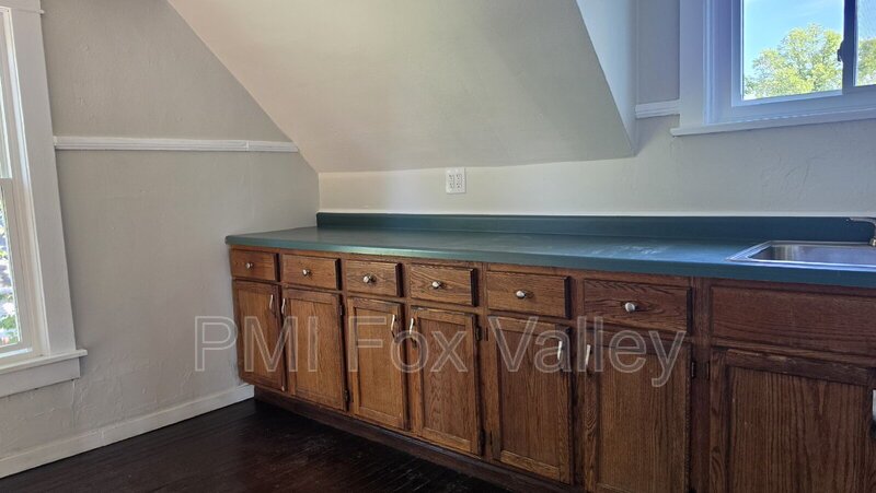 Refurbished 2 Bedroom Upper in Appleton property image