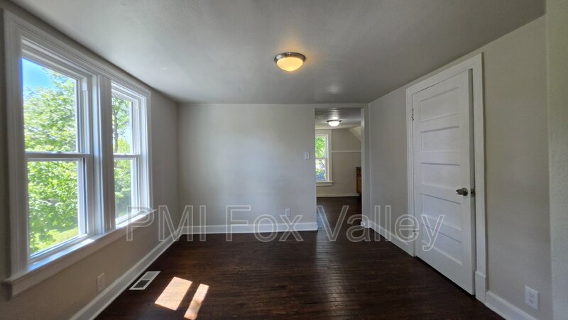 Refurbished 2 Bedroom Upper in Appleton property image