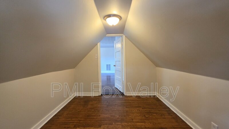 Refurbished 2 Bedroom Upper in Appleton property image