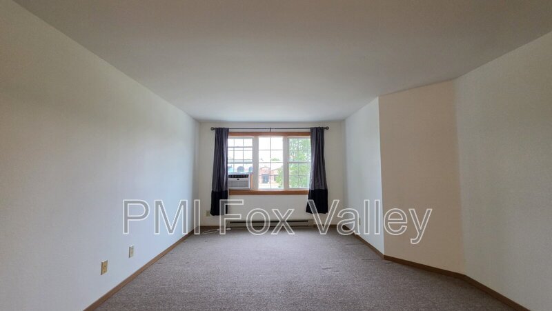 Spacious, updated 2 Bedroom Upper Apartment in Kimberly WI property image