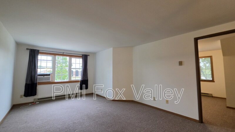 Spacious, updated 2 Bedroom Upper Apartment in Kimberly WI property image