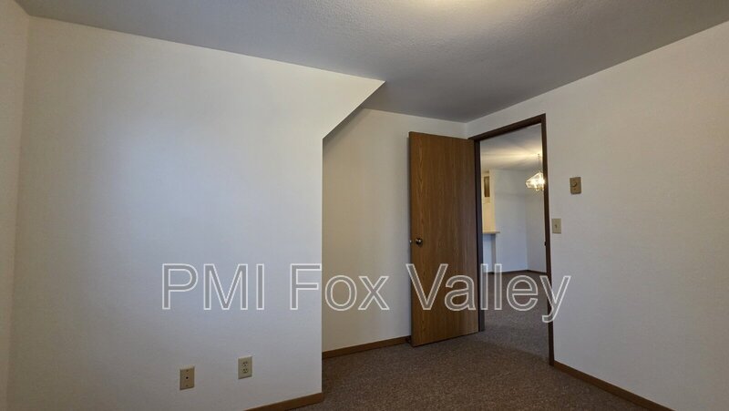 Spacious, updated 2 Bedroom Upper Apartment in Kimberly WI property image