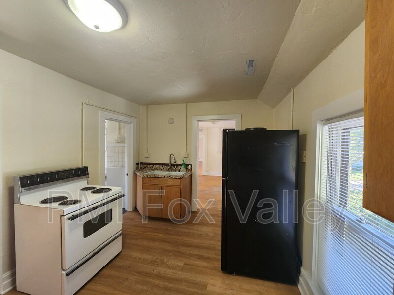Upper Apartment Downtown Appleton property image