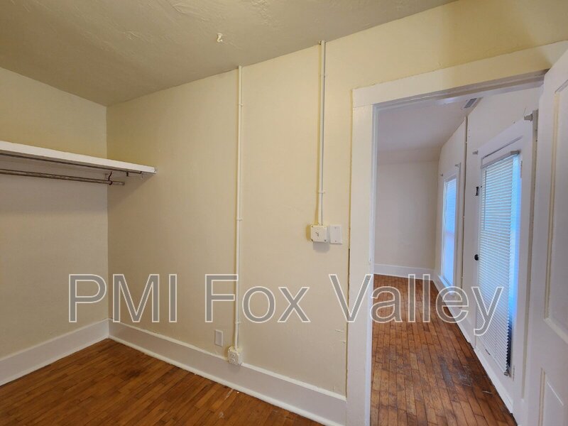 Upper Apartment Downtown Appleton property image