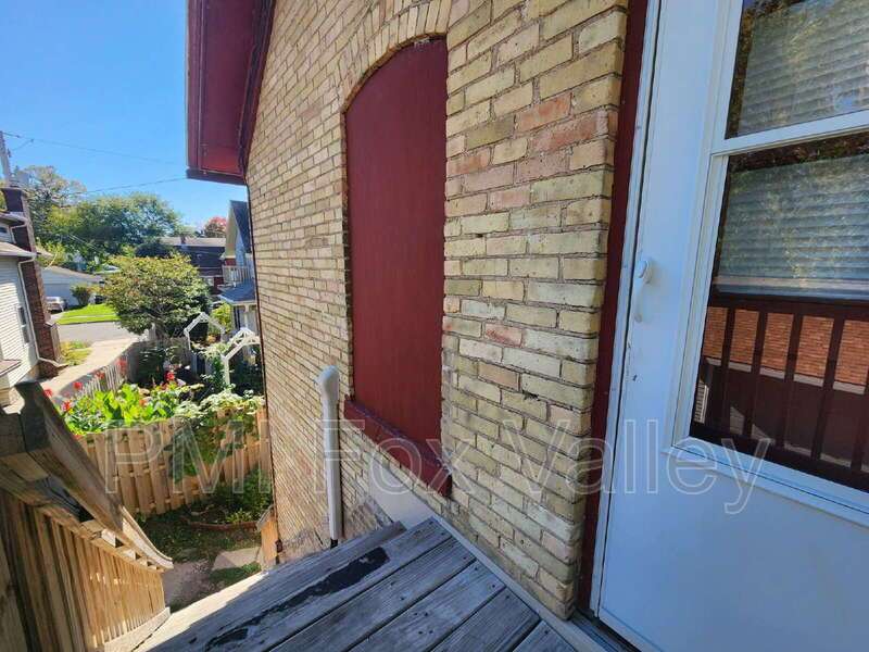 Upper Apartment Downtown Appleton property image